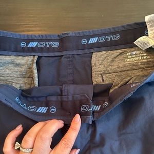 Vineyard Vines On the Go performance shorts size 36